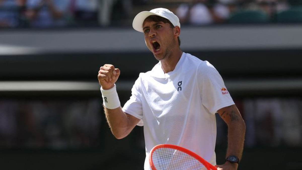 Cobolli Marches On at Wimbledon, Eyes Ice Cream Over Rival Watch