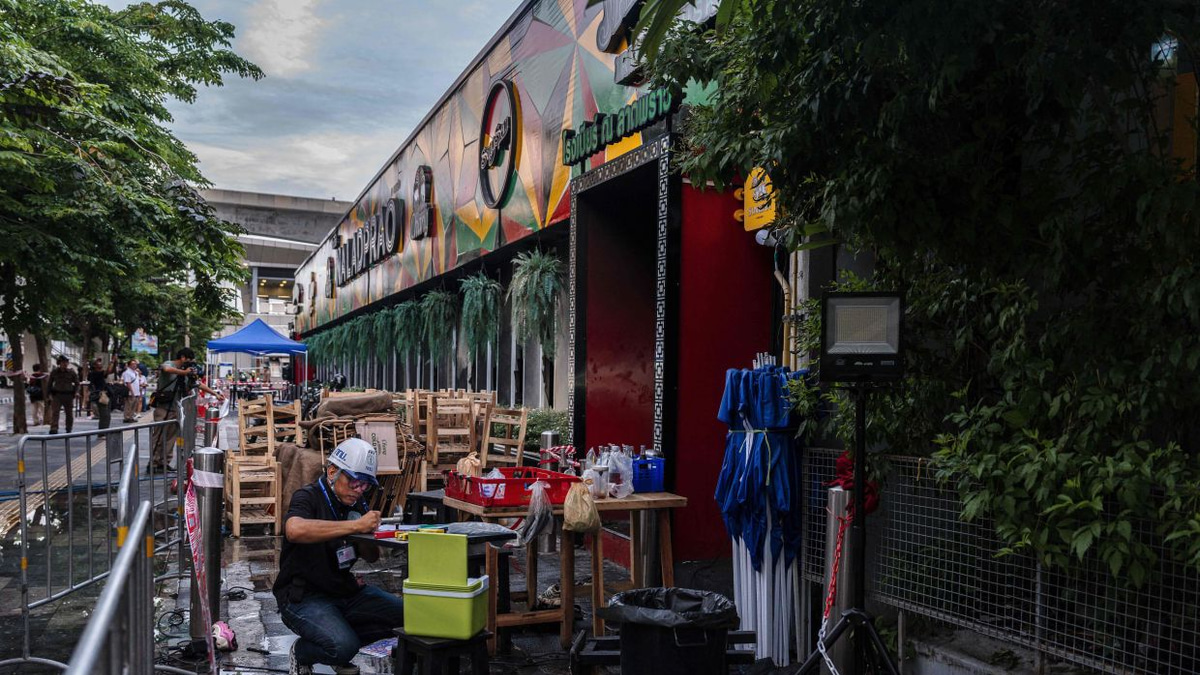Bangkok Launches Support Centre After Deadly Pub Fire Claims 27 Lives