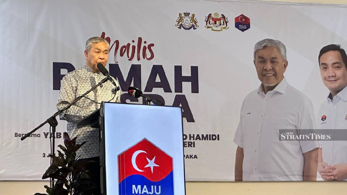 Zahid Calls on Coalition Partners to Drop Past Criticisms During Johor Campaign