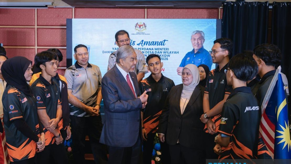 Ahmad Zahid Promises Umrah Sponsorships for WorldSkills 2026 Gold Medallists