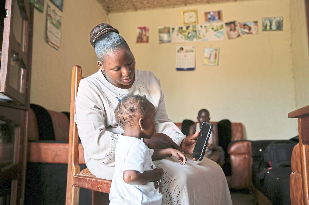 Congo's Ebola Survivors Warn of Community Mistrust as New Outbreak Emerges