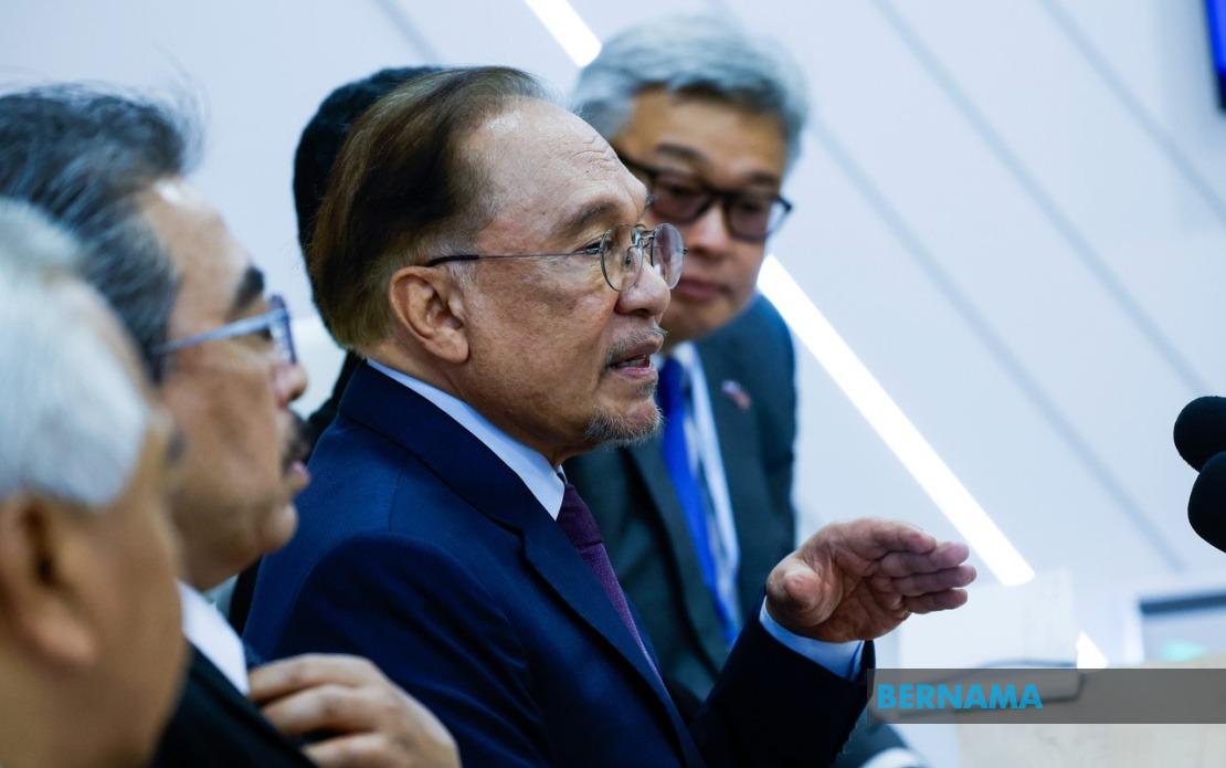Anwar Secures Long-term Russian Energy Supply, Bolsters Regional Cooperation