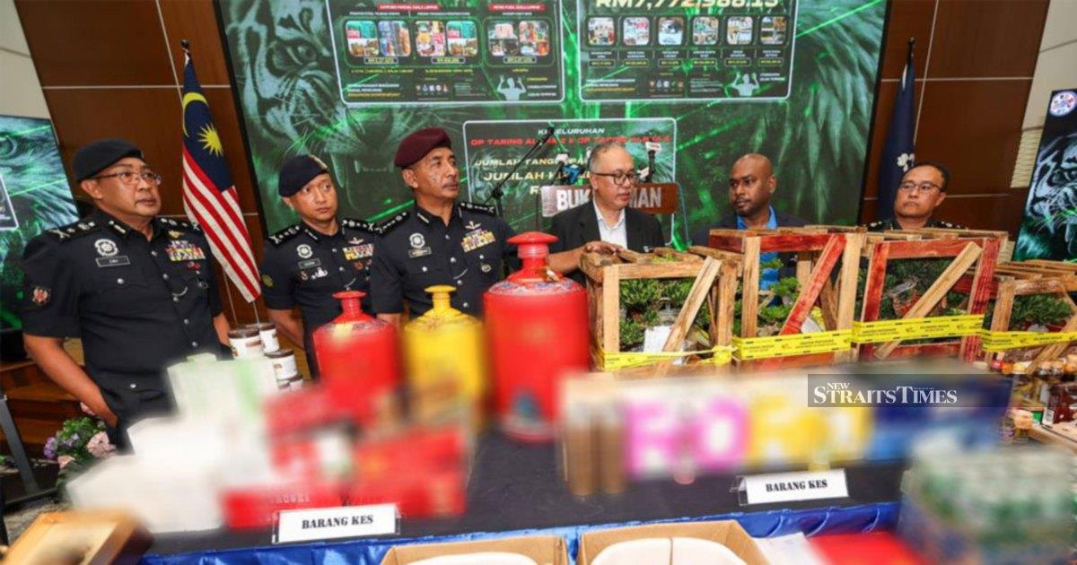 Police Bust Two Major Smuggling Rings, Arrest Five and Recover RM12.8mil in Goods