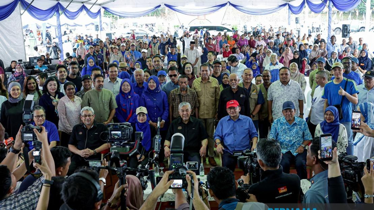 Ahmad Zahid Urges Political Parties to Keep Race and Religion Out of Negeri Sembilan Campaign