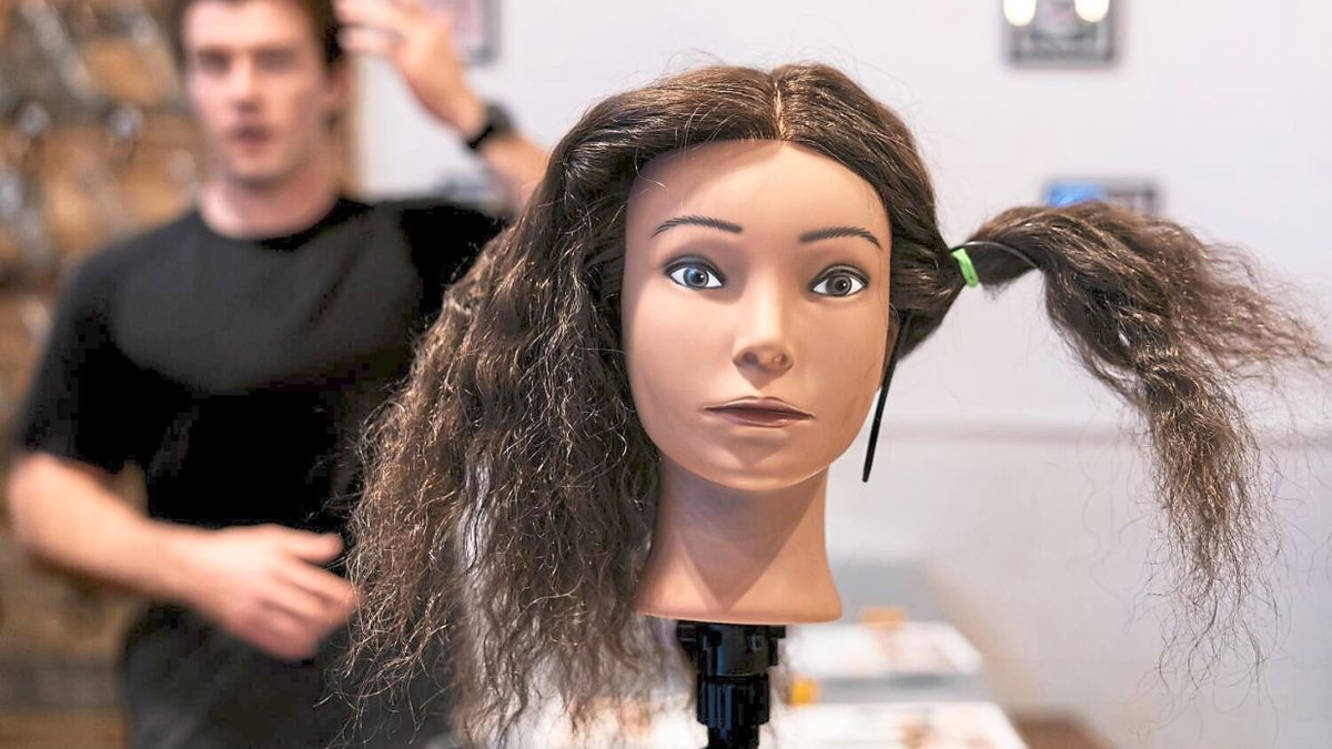 From Breweries to Braids: How US Fathers' Groups Are Redefining Support Networks