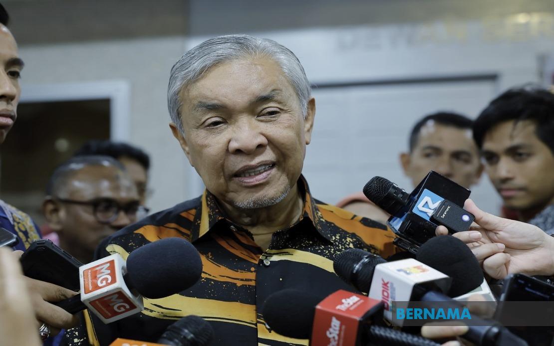 Civil Service Must Stay Above Politics, Ahmad Zahid Tells Administrators