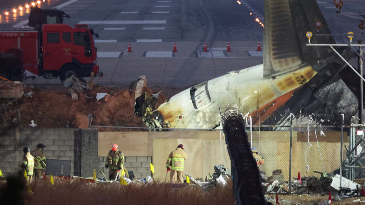 South Korean police raid airport authority and transport ministry in Jeju Air crash investigation