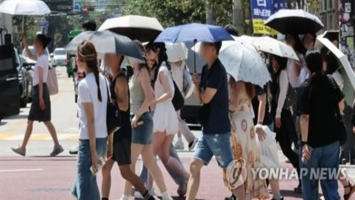 Seoul Swelters as South Korea Records Rare 40°C Temperatures Across Multiple Cities