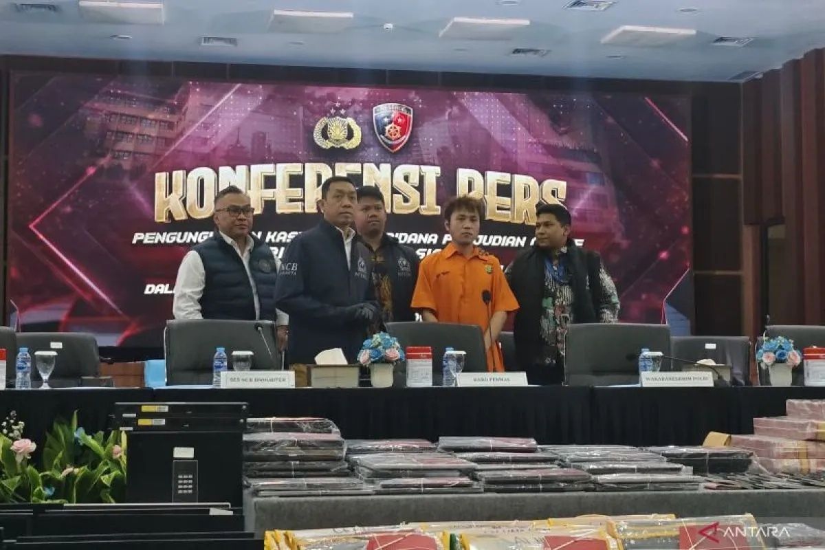 Chinese National Linked to Major Online Scam Syndicate Arrested at Jakarta Airport