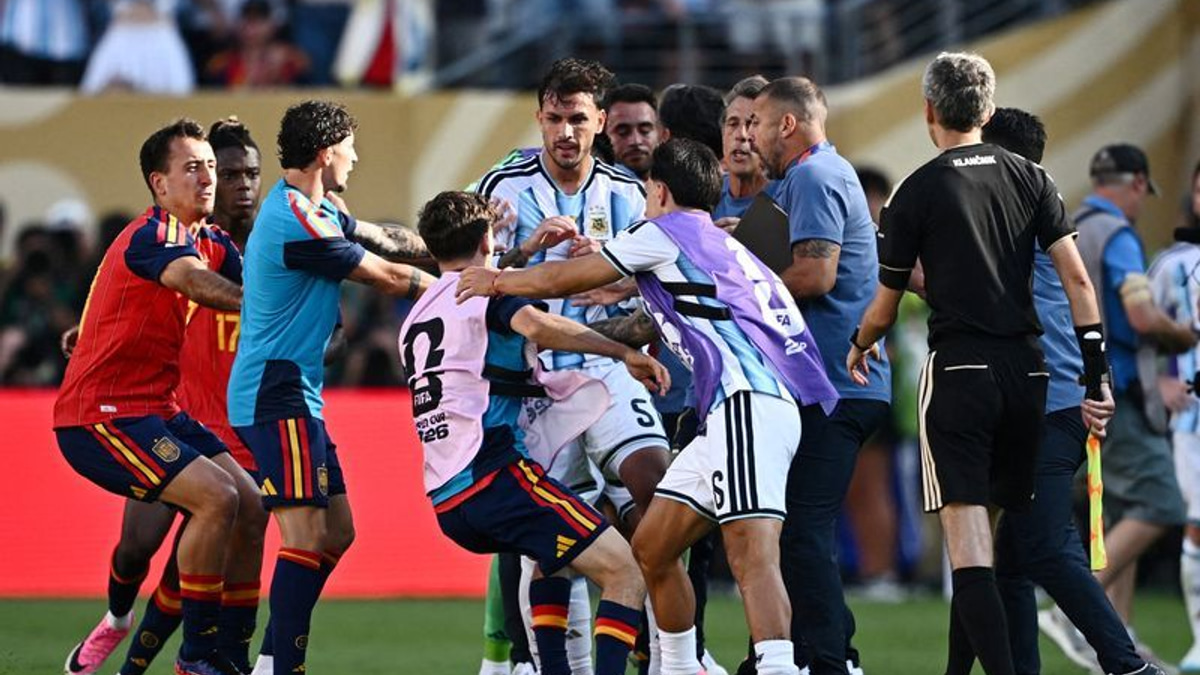 FIFA opens disciplinary probe into World Cup final brawl as Spain edges Argentina