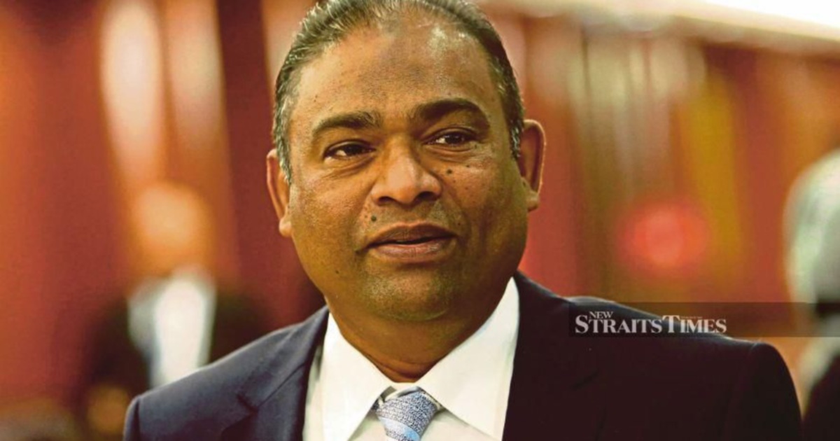 Datuk Seri Abdul Azeez Abdul Rahim Was Not Arrested By MACC, Son Says