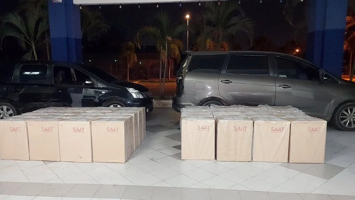 Police Bust Smuggling Operation in Kelantan; 400,000 Contraband Cigarettes Worth RM813,000 Seized