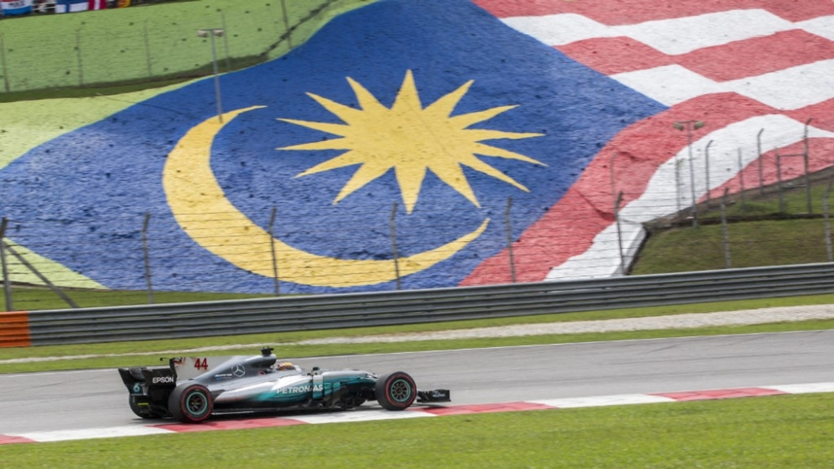 Anwar to Announce Formula One Decision for Malaysia This Week