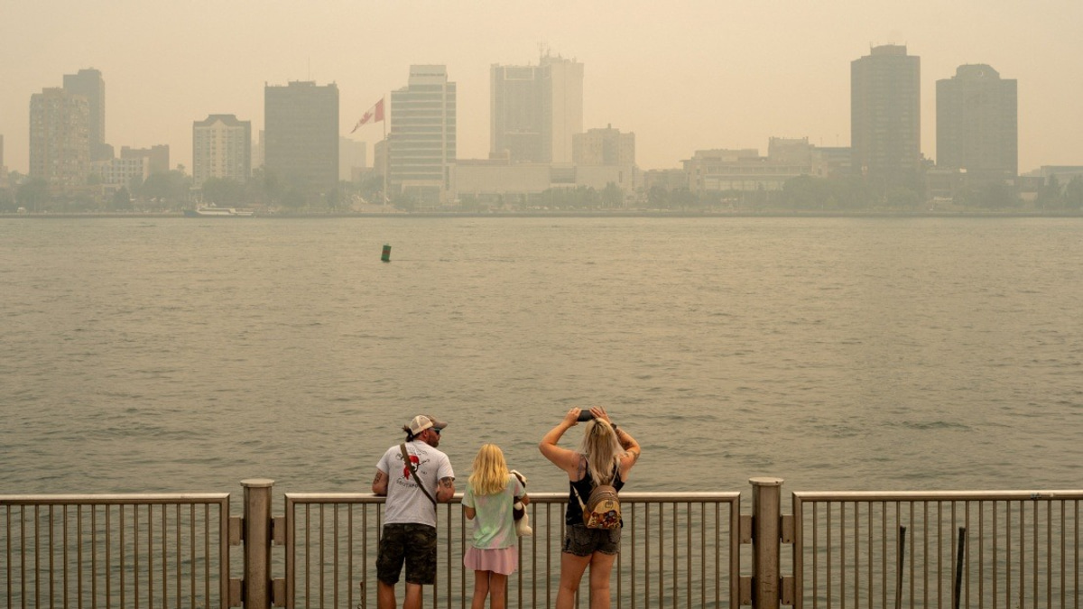 British Columbia's Massive Wildfire Still Raging as Evacuation Crisis Deepens