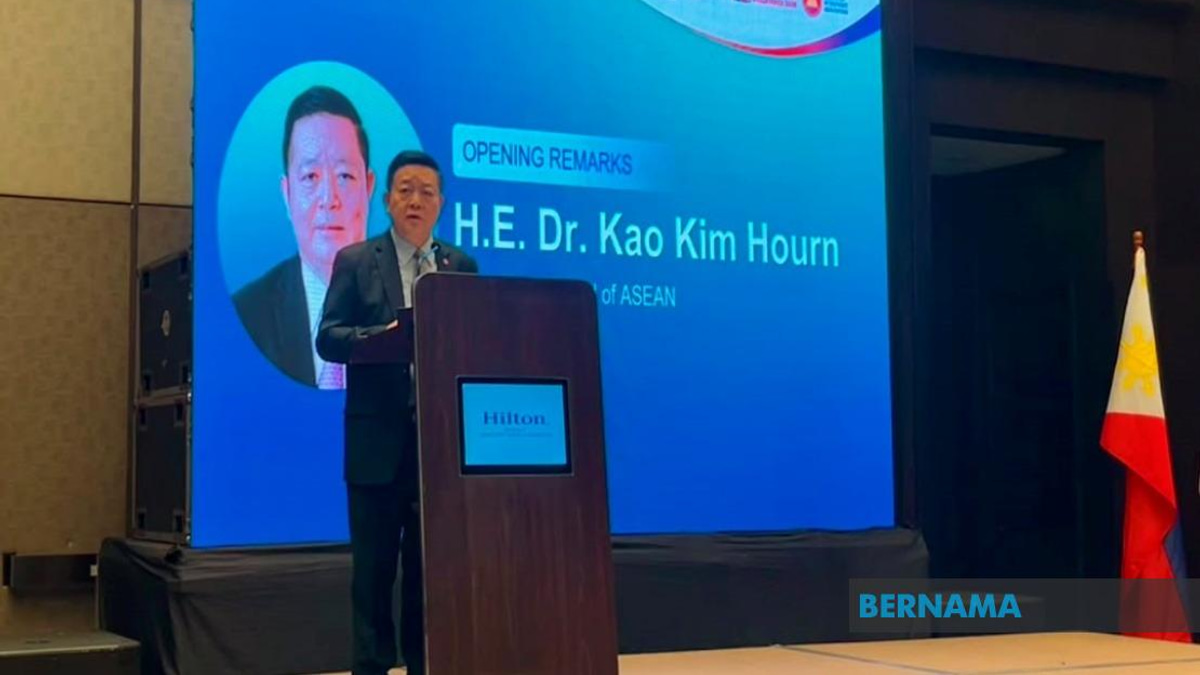 Media Crucial to Building ASEAN Unity and Regional Identity, Says Secretary-General Kao