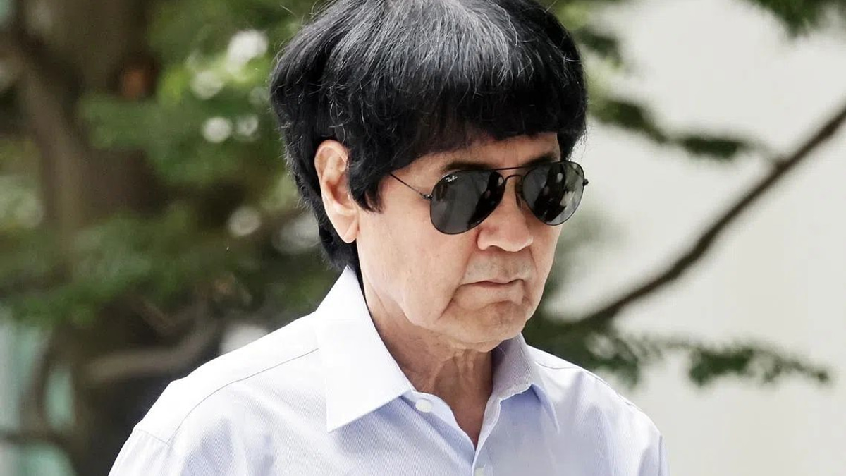 Ex-Singapore Air Force Chief Fined S$5,000 After Car Hits Woman With Stroller