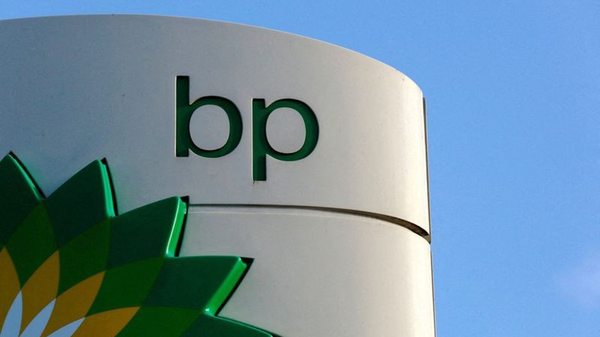 Major US fuel retailers face antitrust lawsuit over alleged AI price-fixing scheme in California