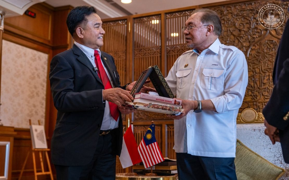 Malaysia and Indonesia Pledge Deeper Ties on Legislation and Governance