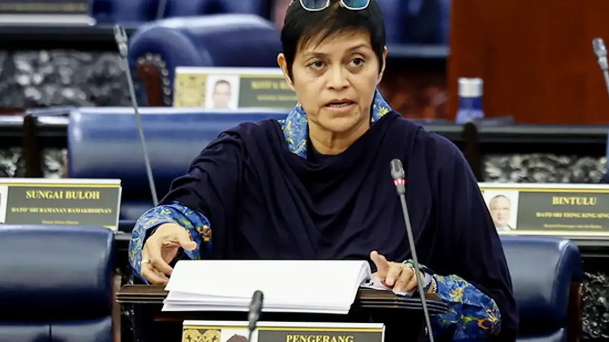 Azam Baki Shareholding Records to Remain Confidential, Azalina Says