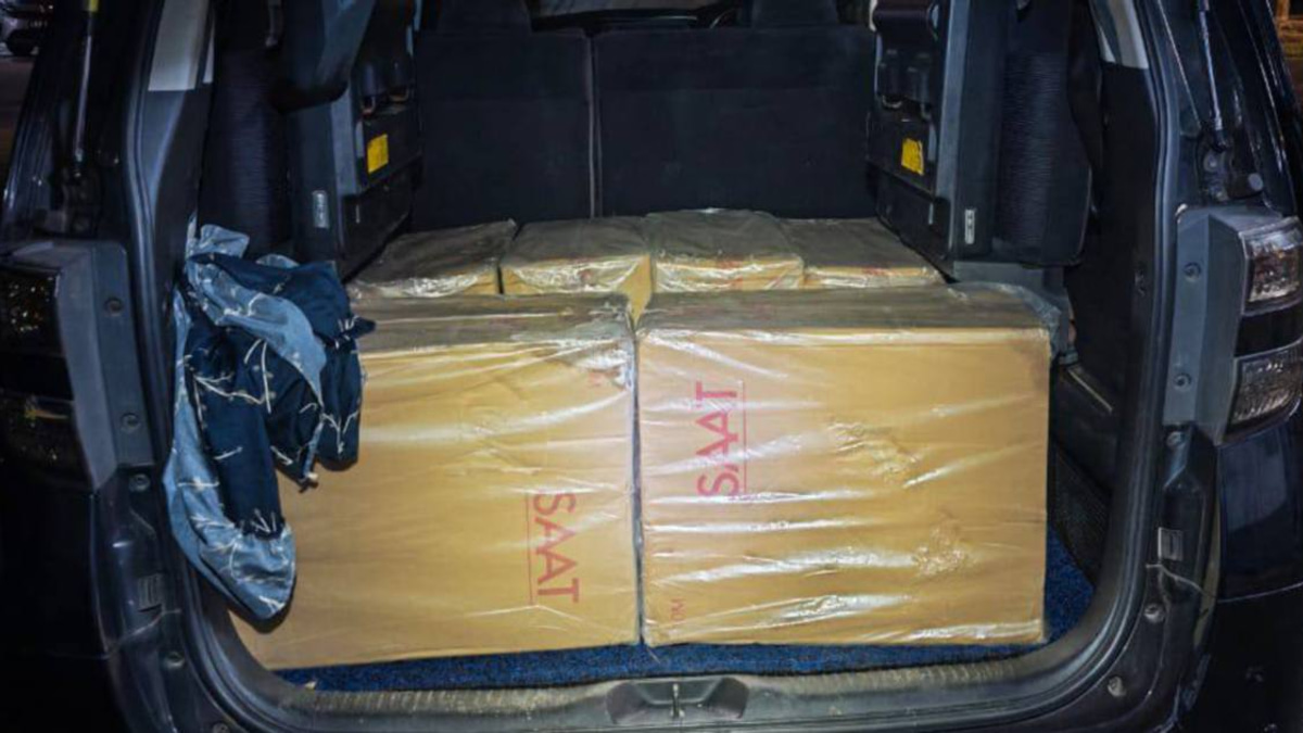 Police bust major contraband cigarette operation in Kota Baru; 60,000 sticks seized
