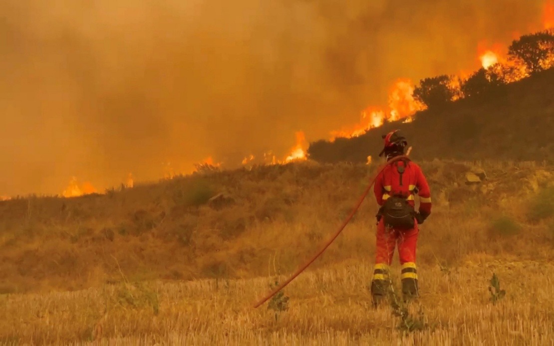Spain Battles Massive Wildfire Across 12,000 Hectares as Heat and Drought Fuel Rapid Spread