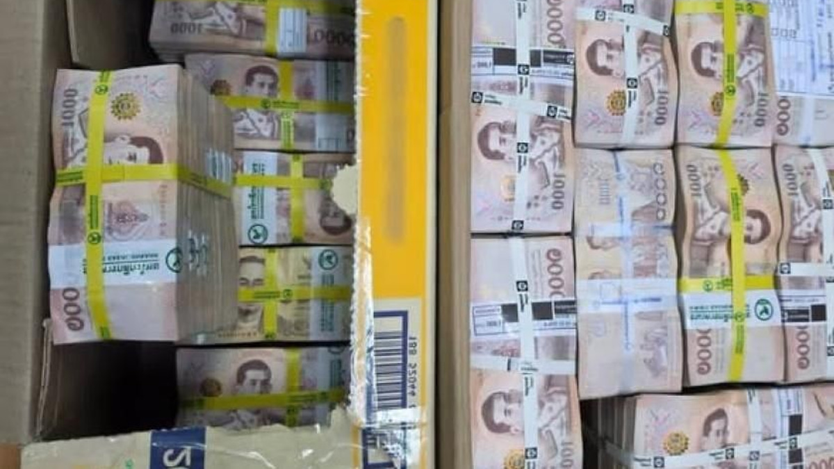 Myanmar Man Held After Attempting to Smuggle 23 Million Baht Across Thai Border