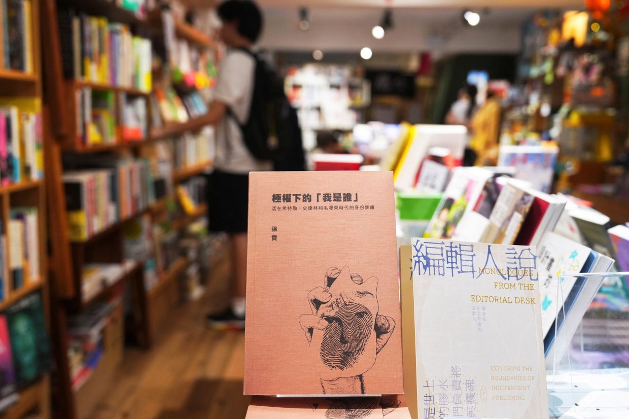 Hong Kong Security Chief Warns Booksellers Over 'National Security' Content as Arrests Mount