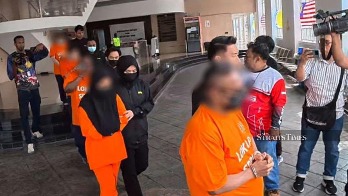 Datuk Agency Chair Among Five Detained Over Alleged Government Land Abuse