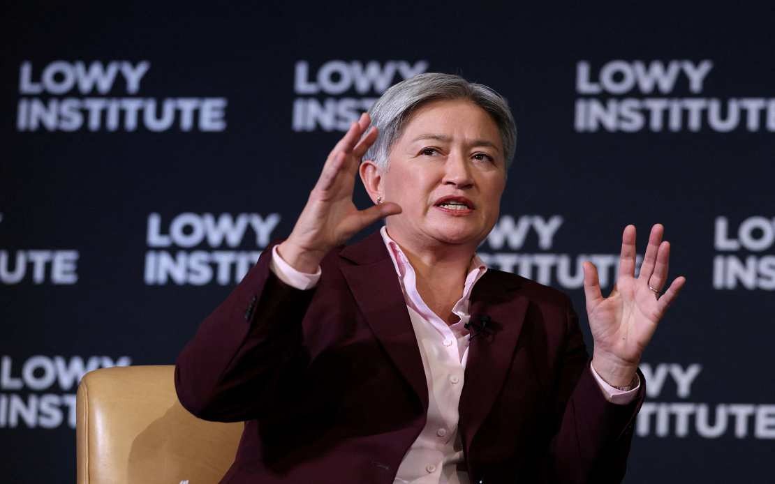 Australia's Foreign Minister Warns Monoculturalism Weakens Nation Amid Rising Far-Right Support