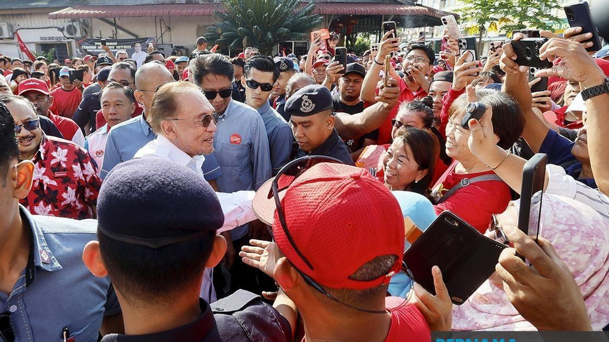 Anwar Pledges Equitable Federal Support Across All States Regardless of Political Colour