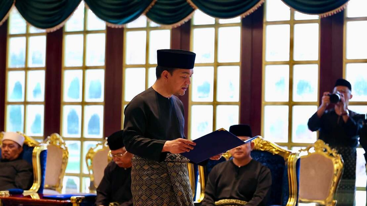 Ahmad Zahid Extends Congratulations to Onn Hafiz on Johor MB Appointment