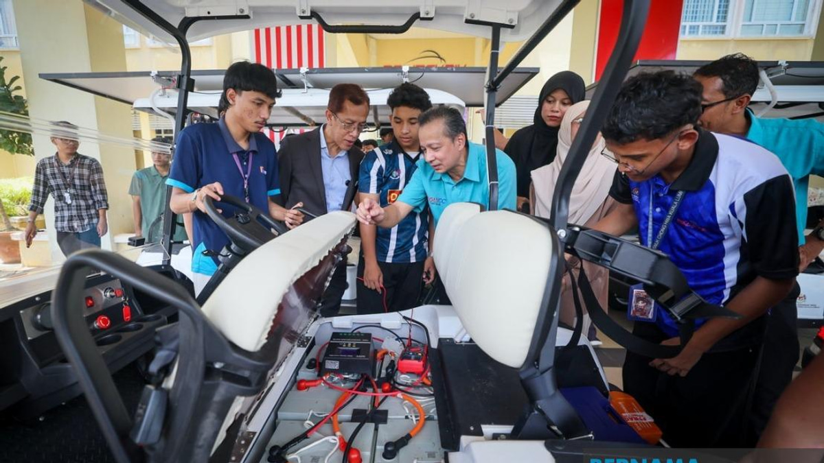Kelantan Polytechnic Pioneers Solar-Powered Buggy Fleet in Regional Green Energy Push