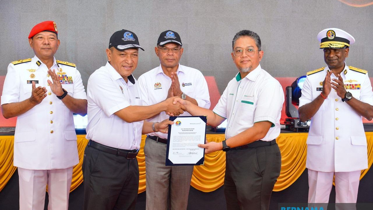 SOSMA and Refugee Crisis Demand Comprehensive Policy Review, Says Saifuddin
