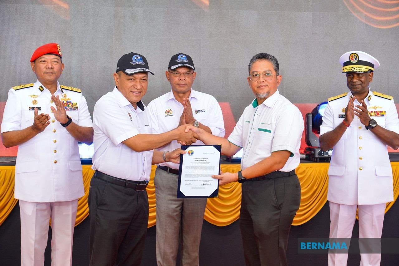 SOSMA and Refugee Crisis Demand Comprehensive Policy Review, Says Saifuddin