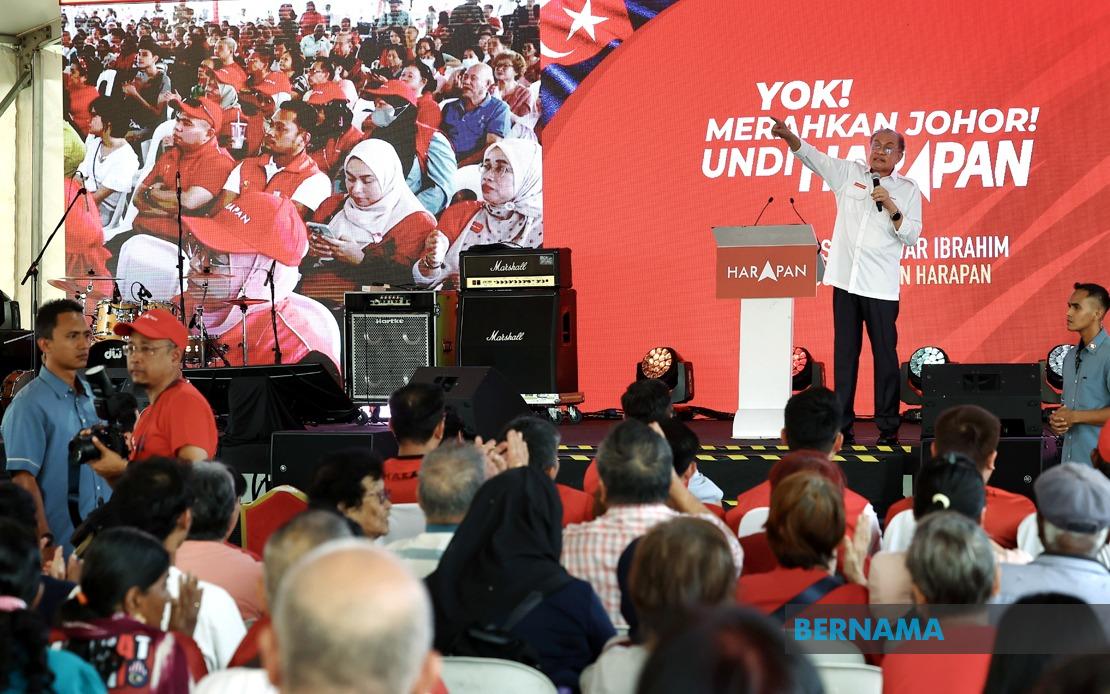 Anwar Urges Johor Parties to Stop Weaponising Najib Issue in Election Campaign