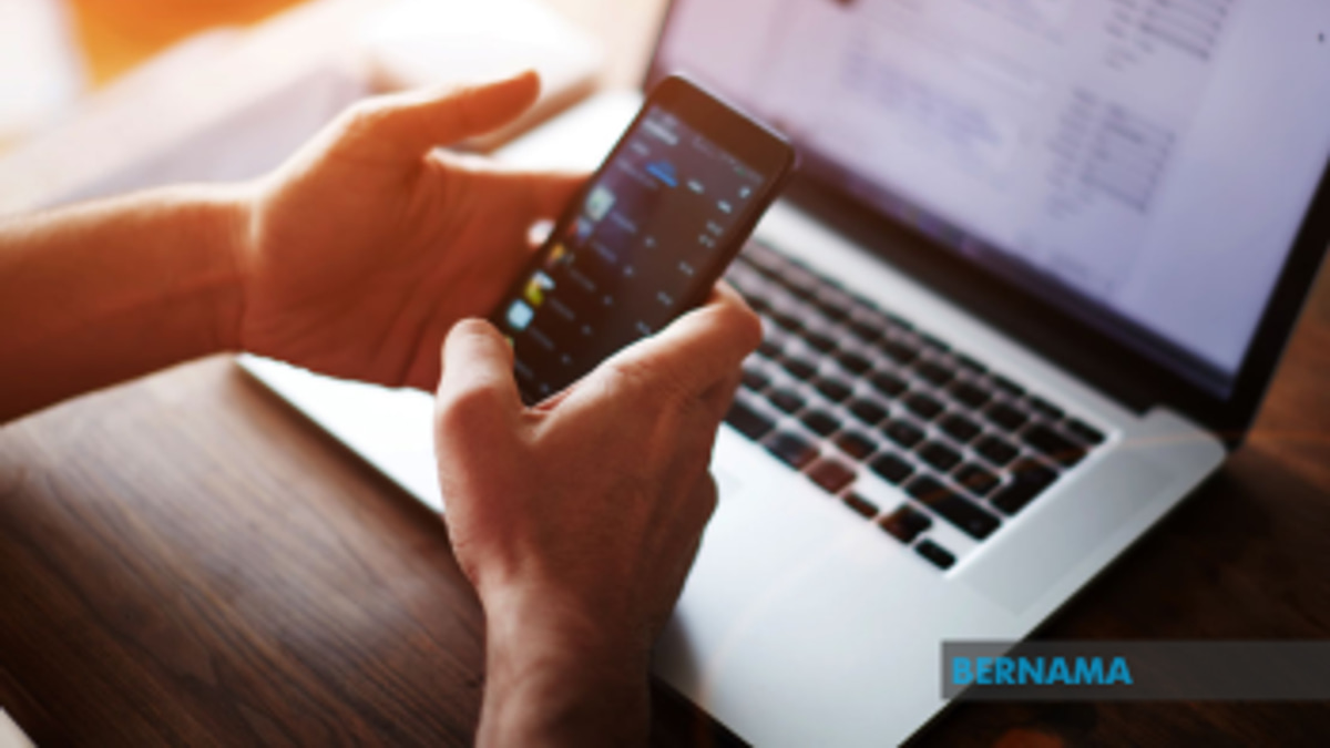 Malaysia's Digital Users Face Growing Security Concerns Despite High Adoption Rates