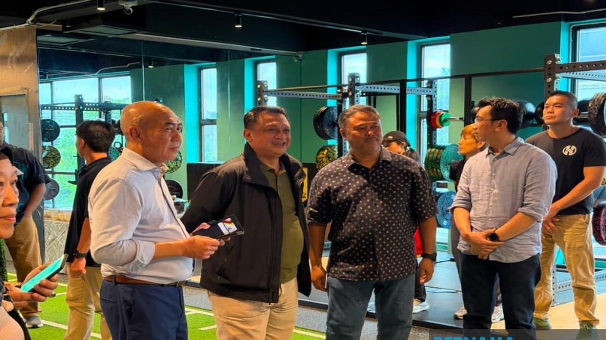 Strength Training Key to Preventing Falls in Malaysia's Ageing Population, Says Dr Adibah
