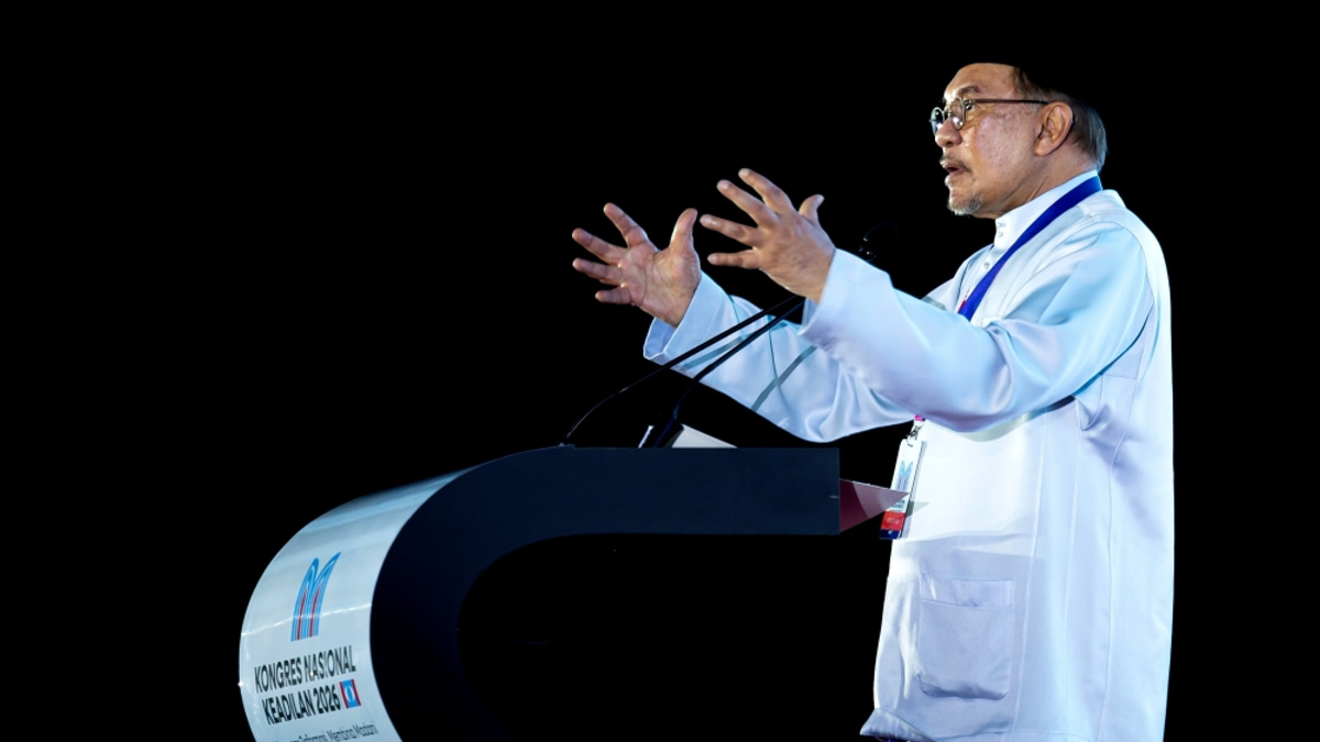 Anwar Signals Major Policy Shifts Ahead of 2027 Budget, Unveils Plans Monday